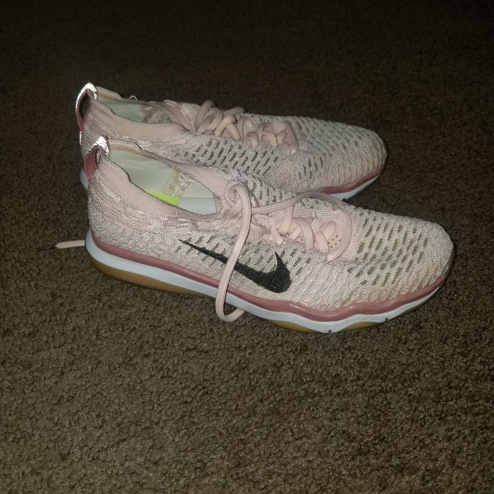Nike Flyknit - Picture 6 of 6